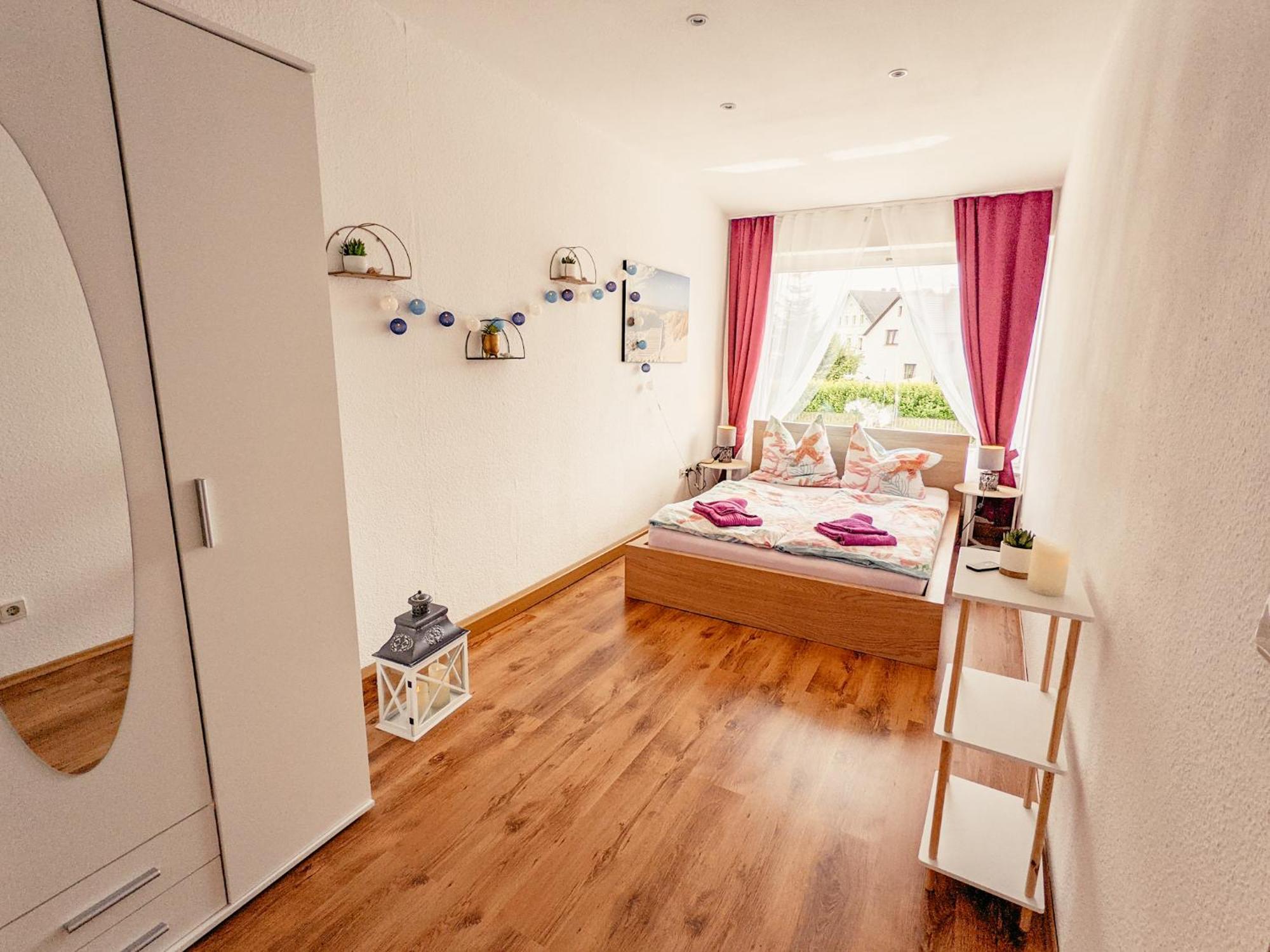 Appartement W4 - Urlaubsmagie- Pool, Terrasse, Barbecue à Lichtenhain  Extérieur photo
